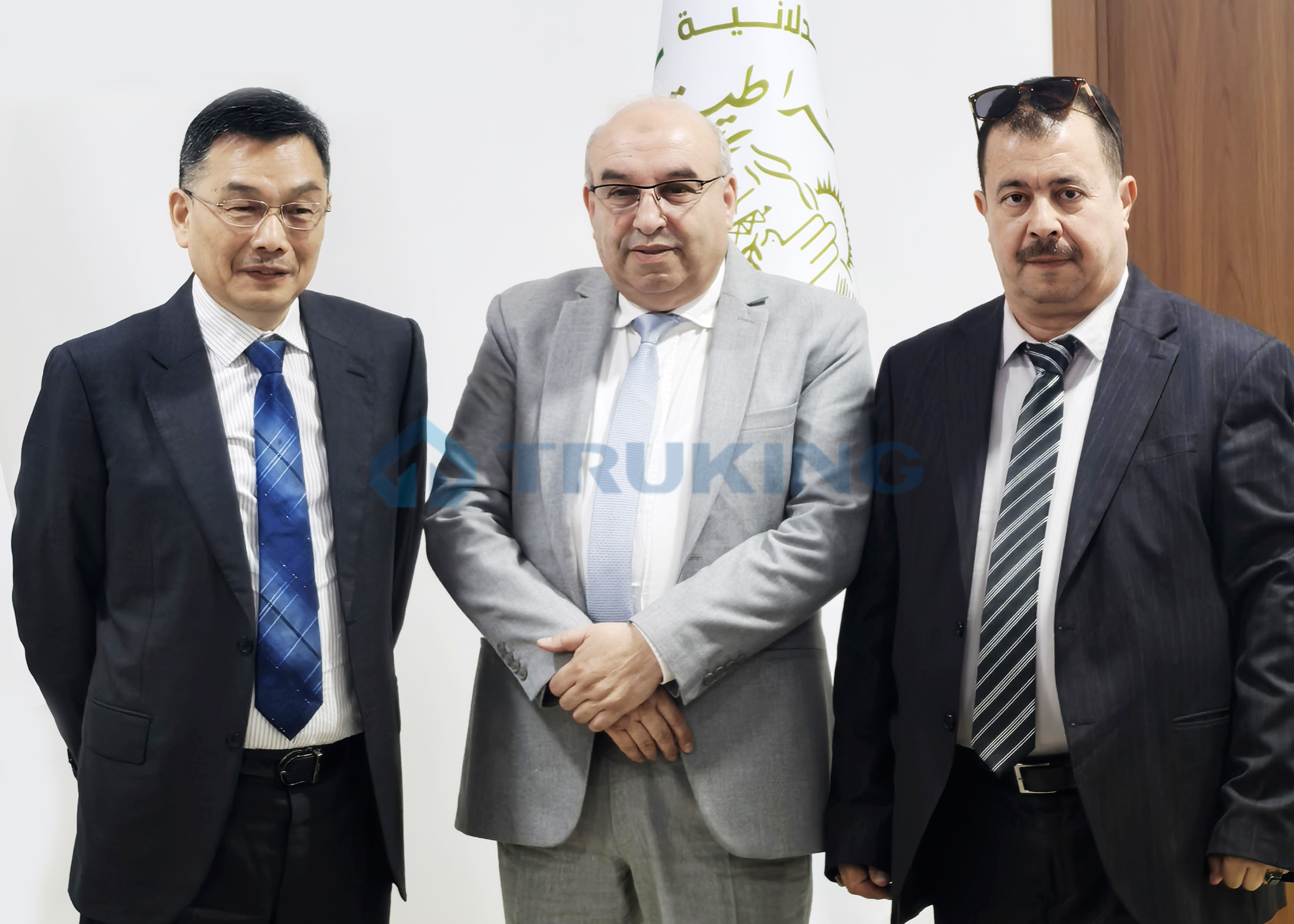 阿爾及利亞制藥工業部部長與楚天科技高管會談，并見證楚天科技與Saidal集團簽約實施抗腫瘤藥物交鑰匙工程